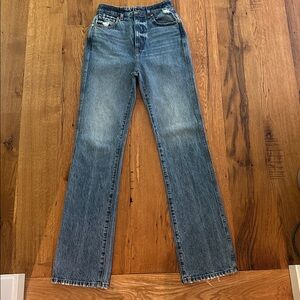 Khaite Danielle jeans. 100% cotton.. These are a non-stretch jean